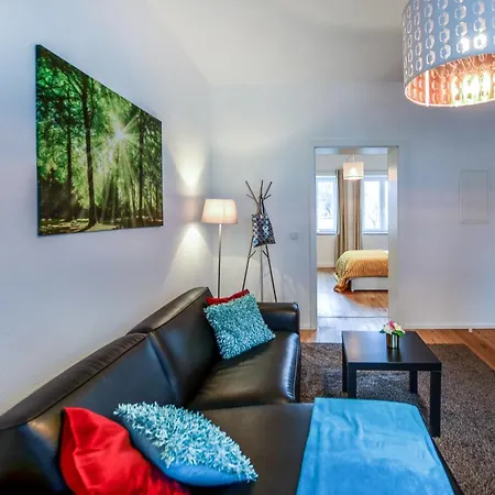 Voll Ausgestattetes アパート *