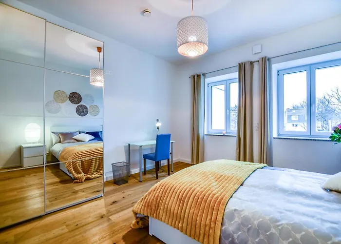 Lejlighed Voll Ausgestattetes *